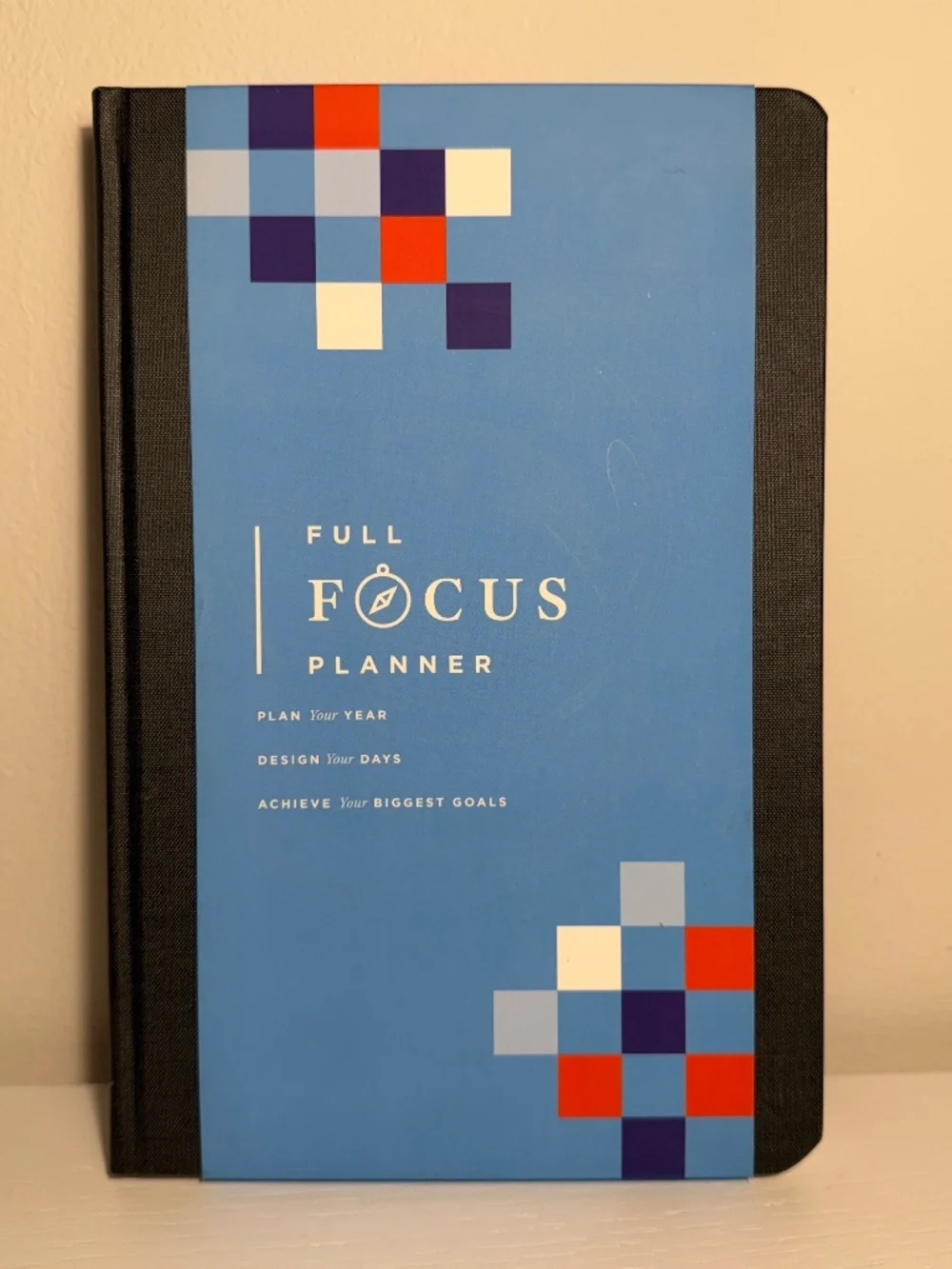 NEW Full Focus Gray Linen Planner 6x9